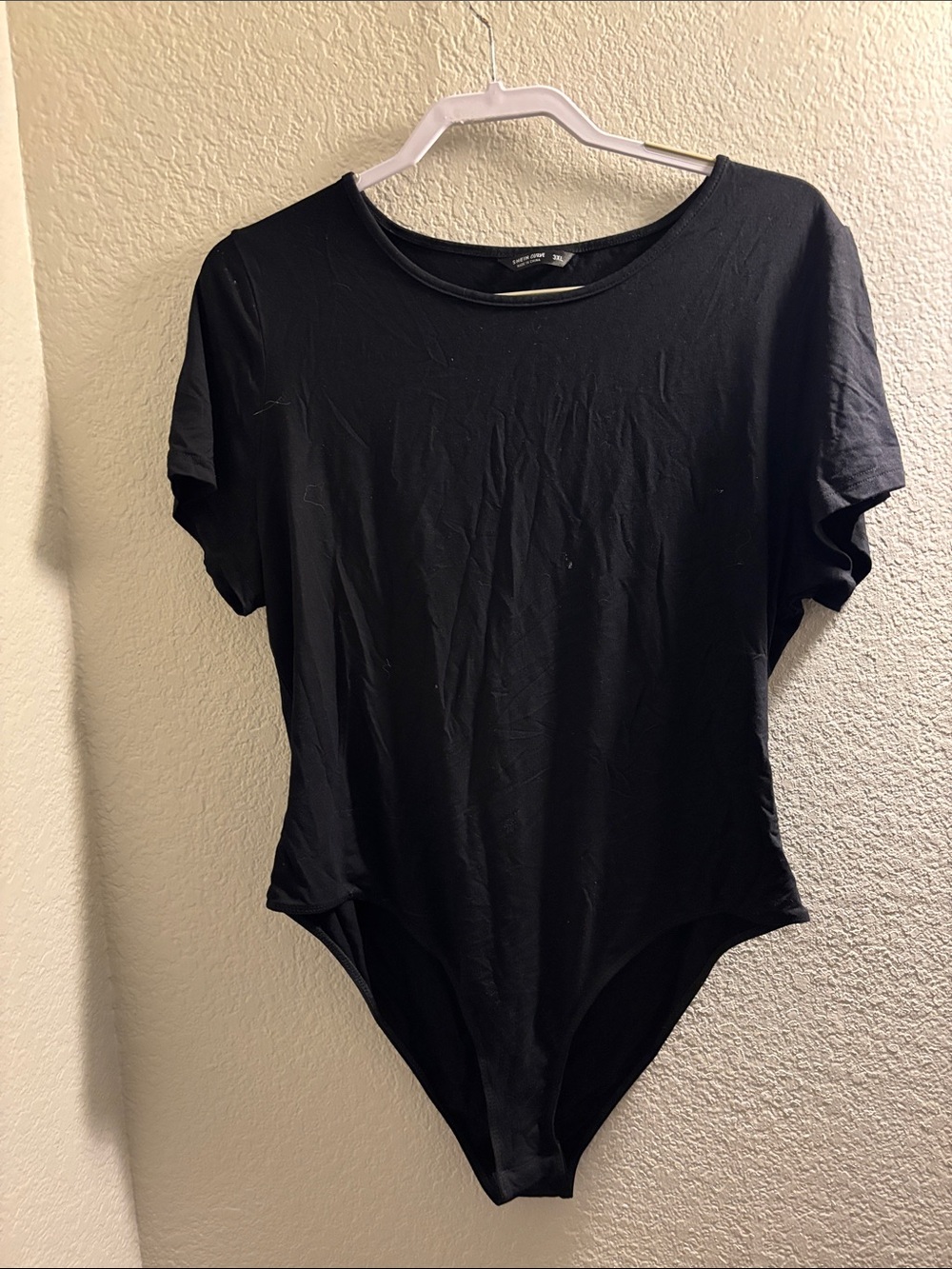 SHEIN Black Short Sleeve Scoop-Neck Bodysuit